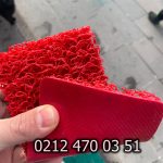 Altı Kapalı Kıvırcık Paspas 14 mm – Gri / Kırmızı | 122 cm x 11 mt Rulo